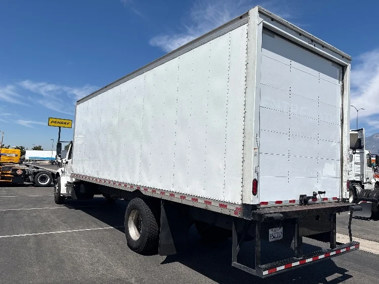 2020 Freightliner eM2 in Fontana, CA — photo 6