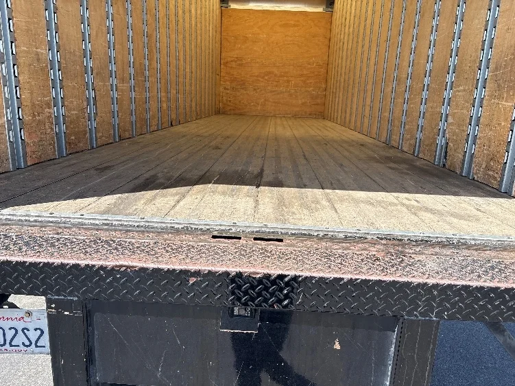 2020 Freightliner eM2 in Fontana, CA — photo 10