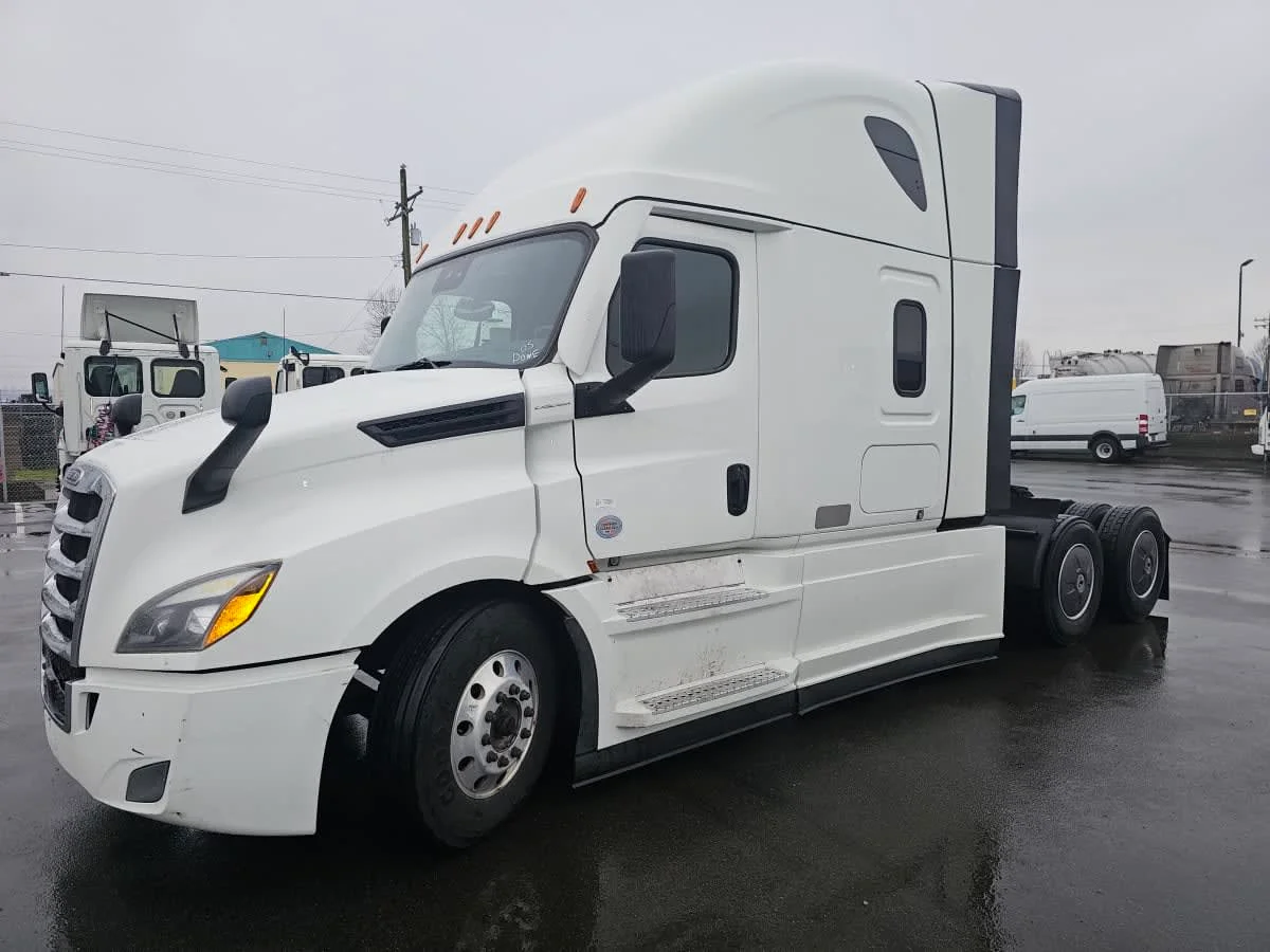 2022 Freightliner Cascadia in Tacoma, WA