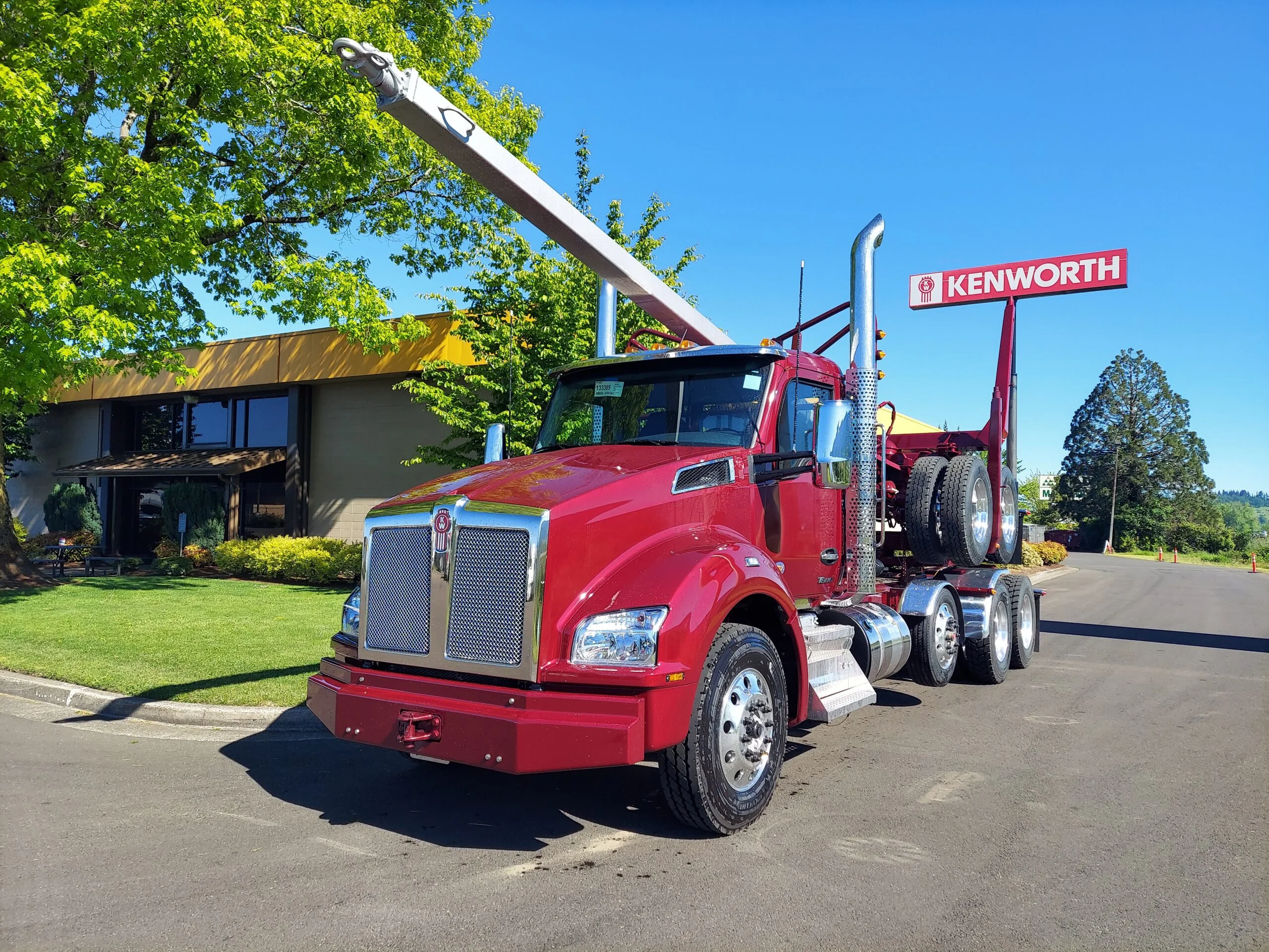 2025 Kenworth T880