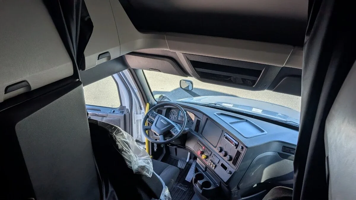 2026 Freightliner Cascadia - image 19