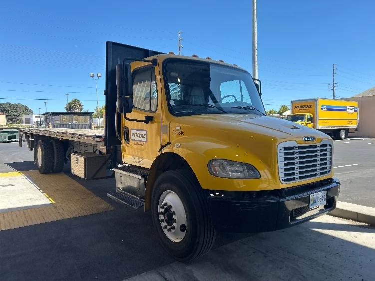 2020 Freightliner eM2