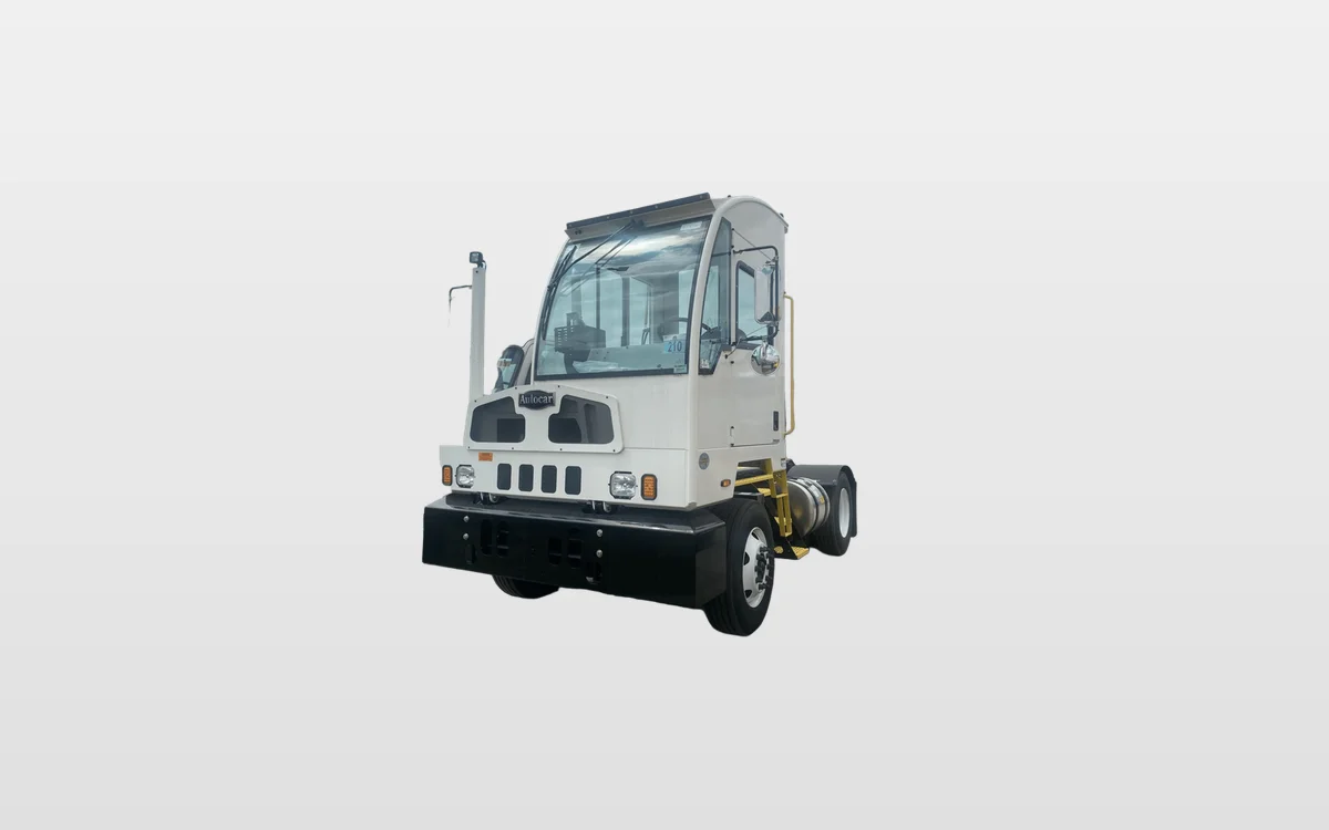 2024 Autocar - image 1