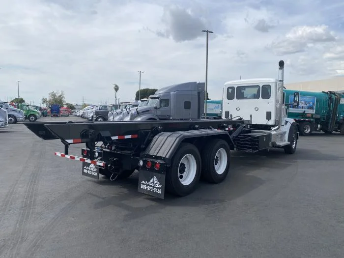 2026 Peterbilt 567 in Los Angeles, CA — photo 6