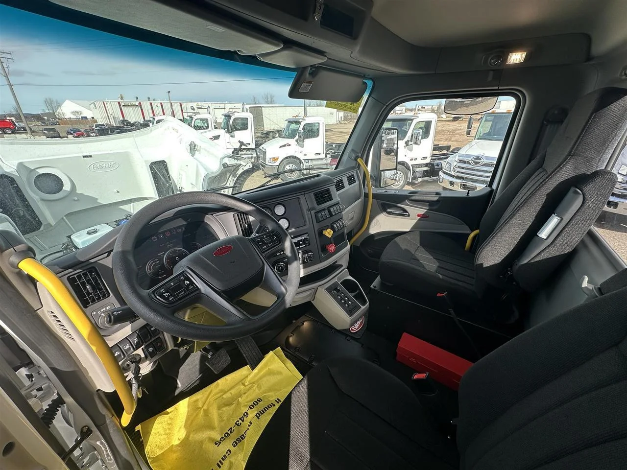 2025 Peterbilt 567 - image 7