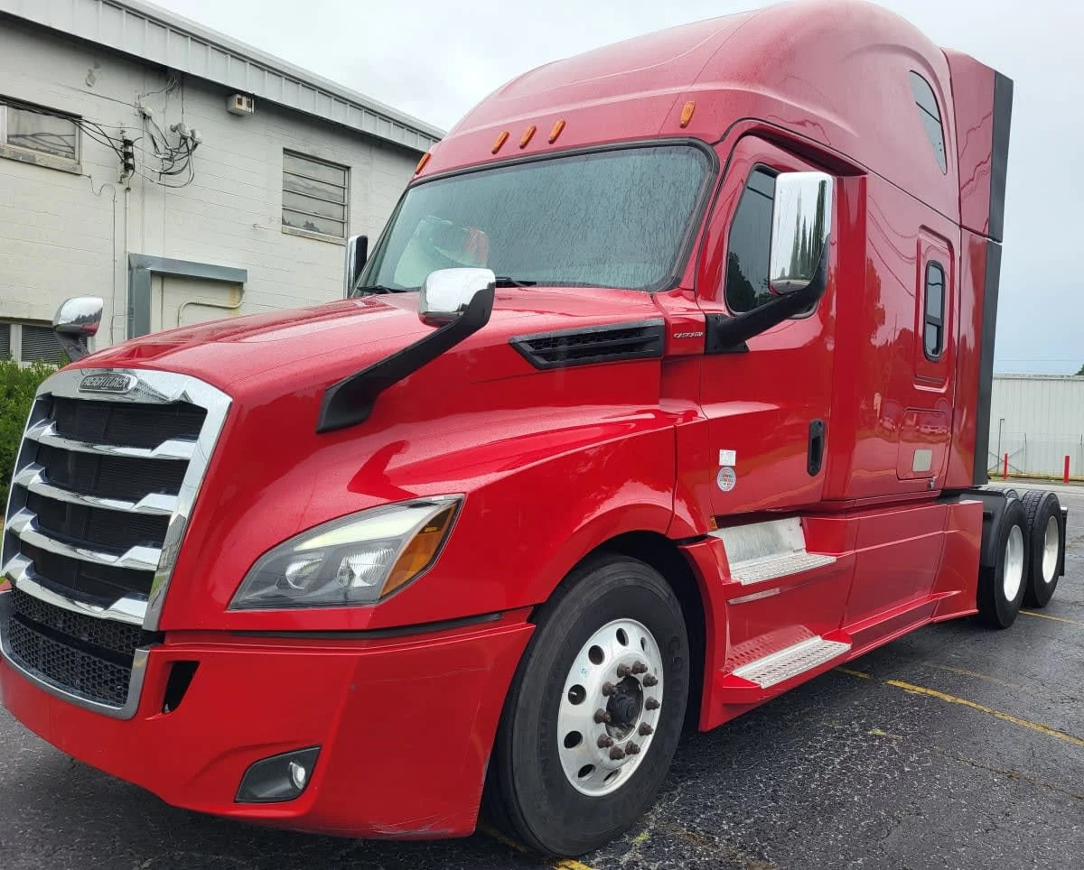 2020 Freightliner Cascadia