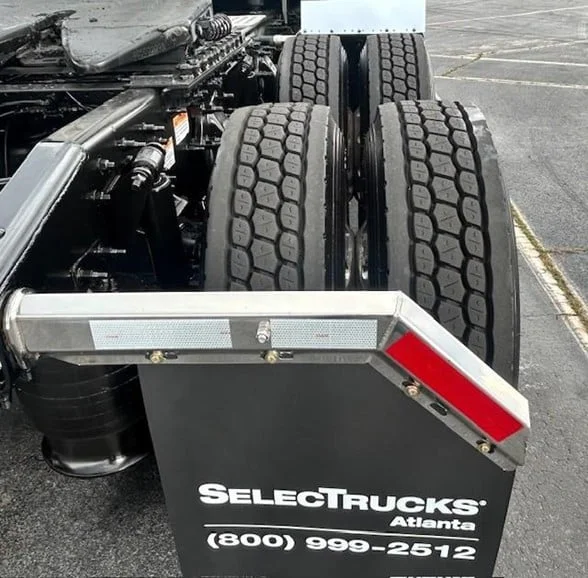 2023 FREIGHTLINER Cascadia 126 - image 12