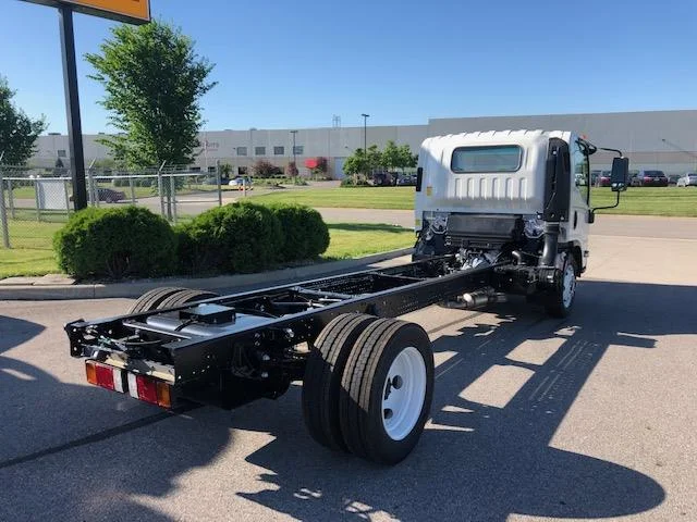 2026 Isuzu NQR — photo 10