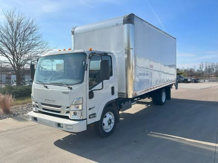 2026 Isuzu NQR — photo 2