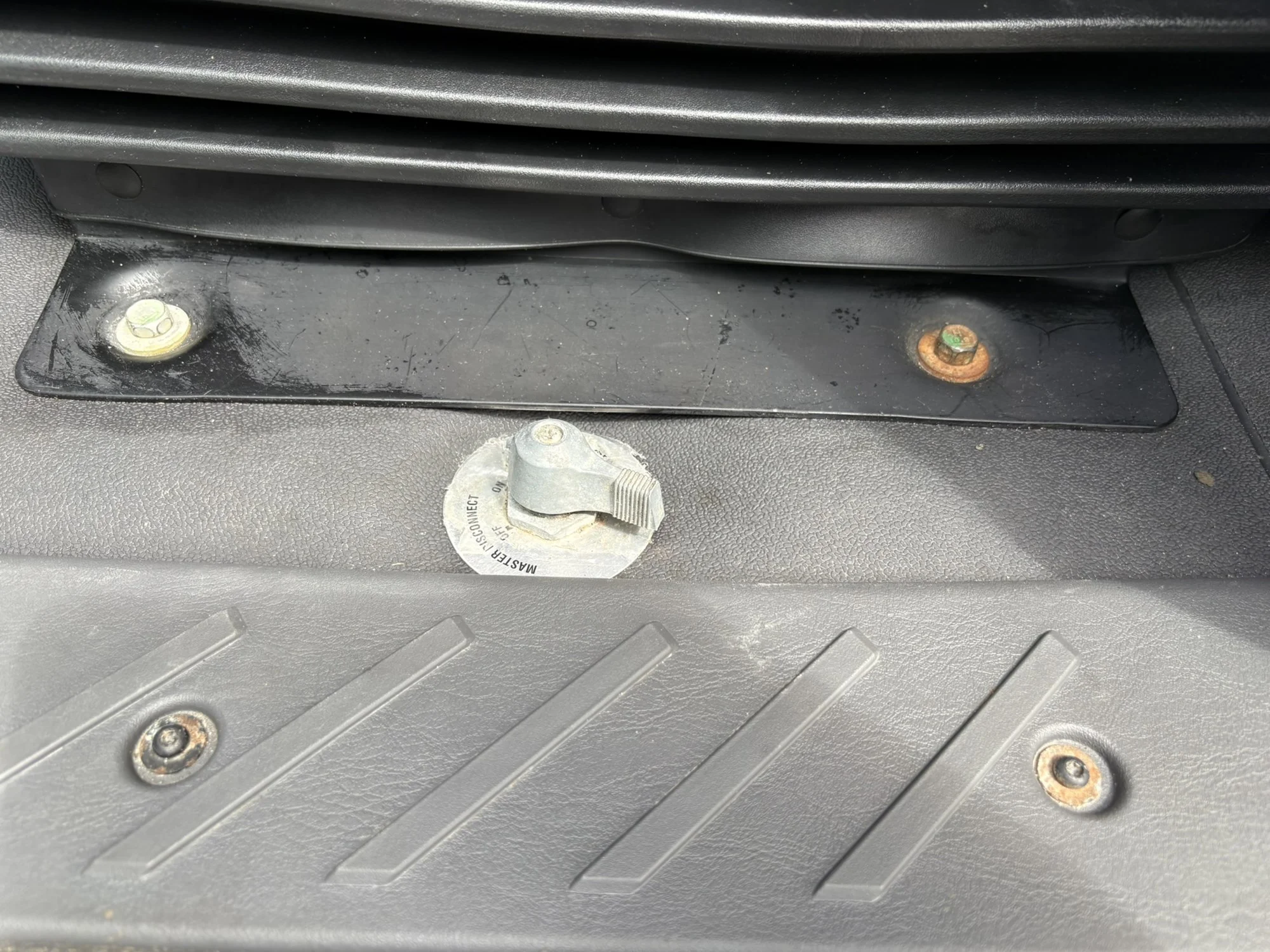 2025 International LT in MI — photo 16