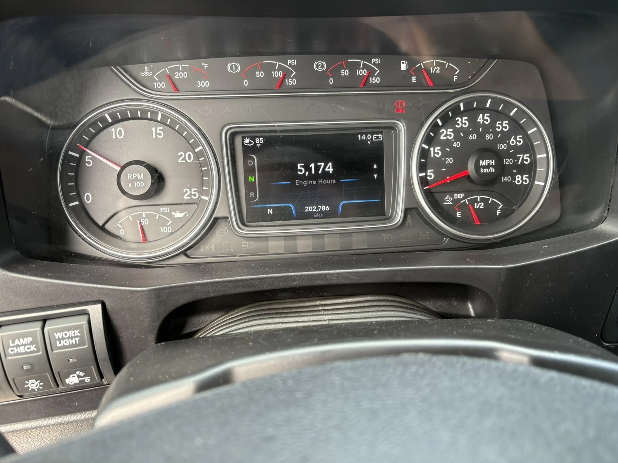 2025 International LT in MI — photo 17