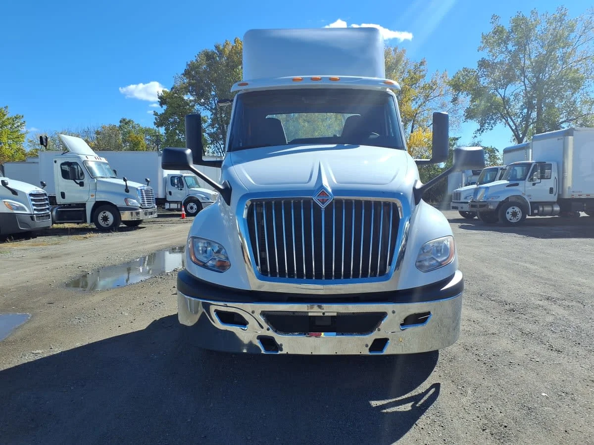 2019 International LT in Taylor, MI — photo 2