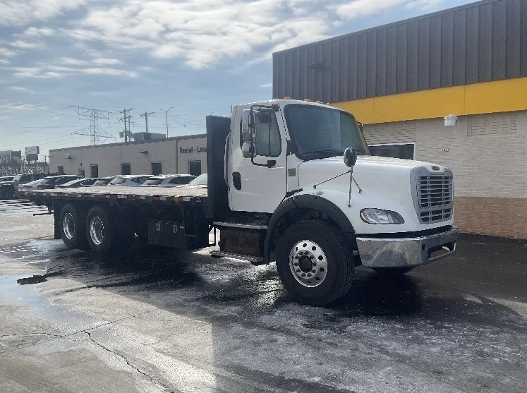 2019 Freightliner M2 112