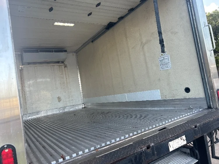 2019 Freightliner M2 106 - image 10