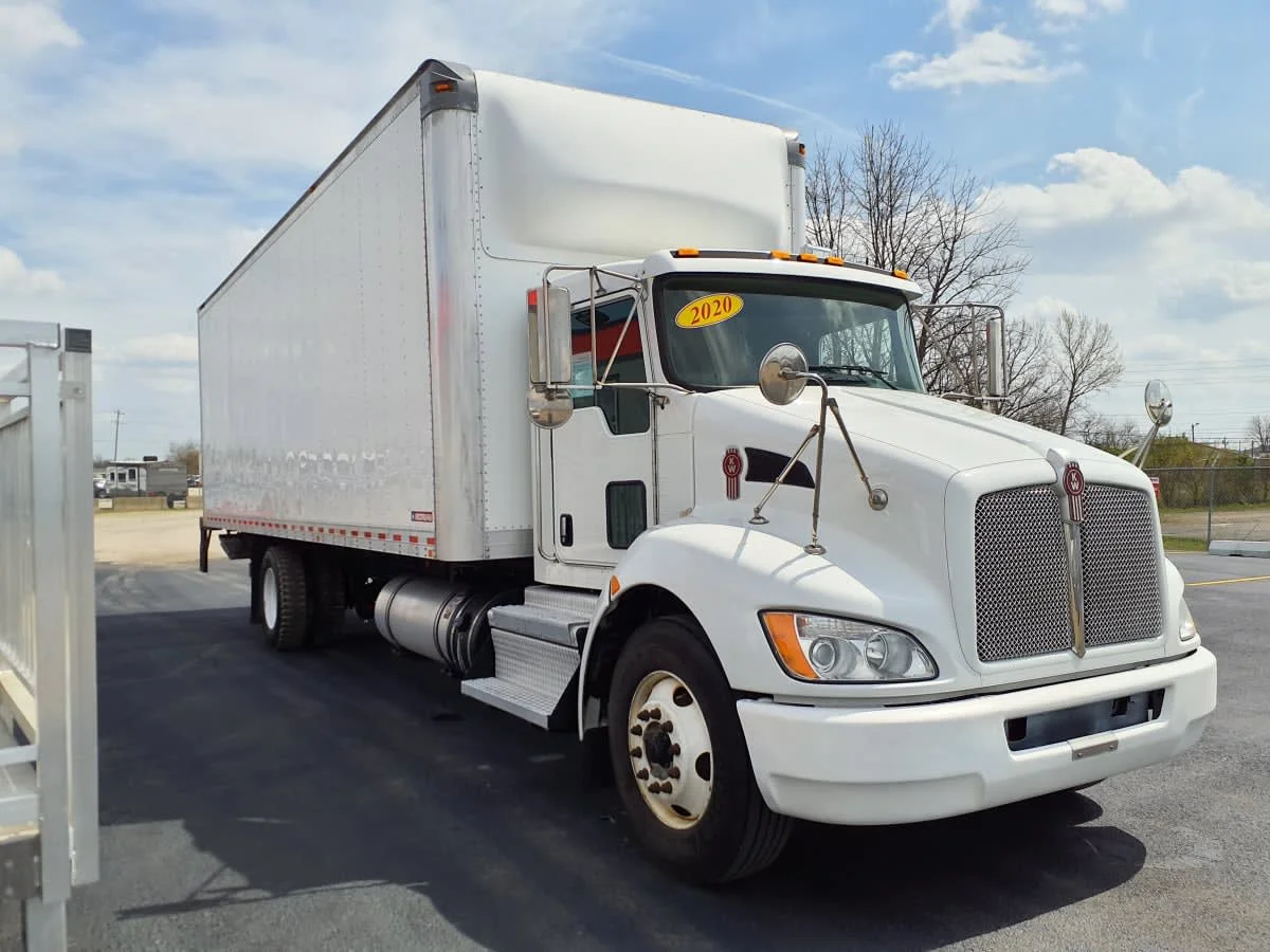 2020 Kenworth T370 - image 3