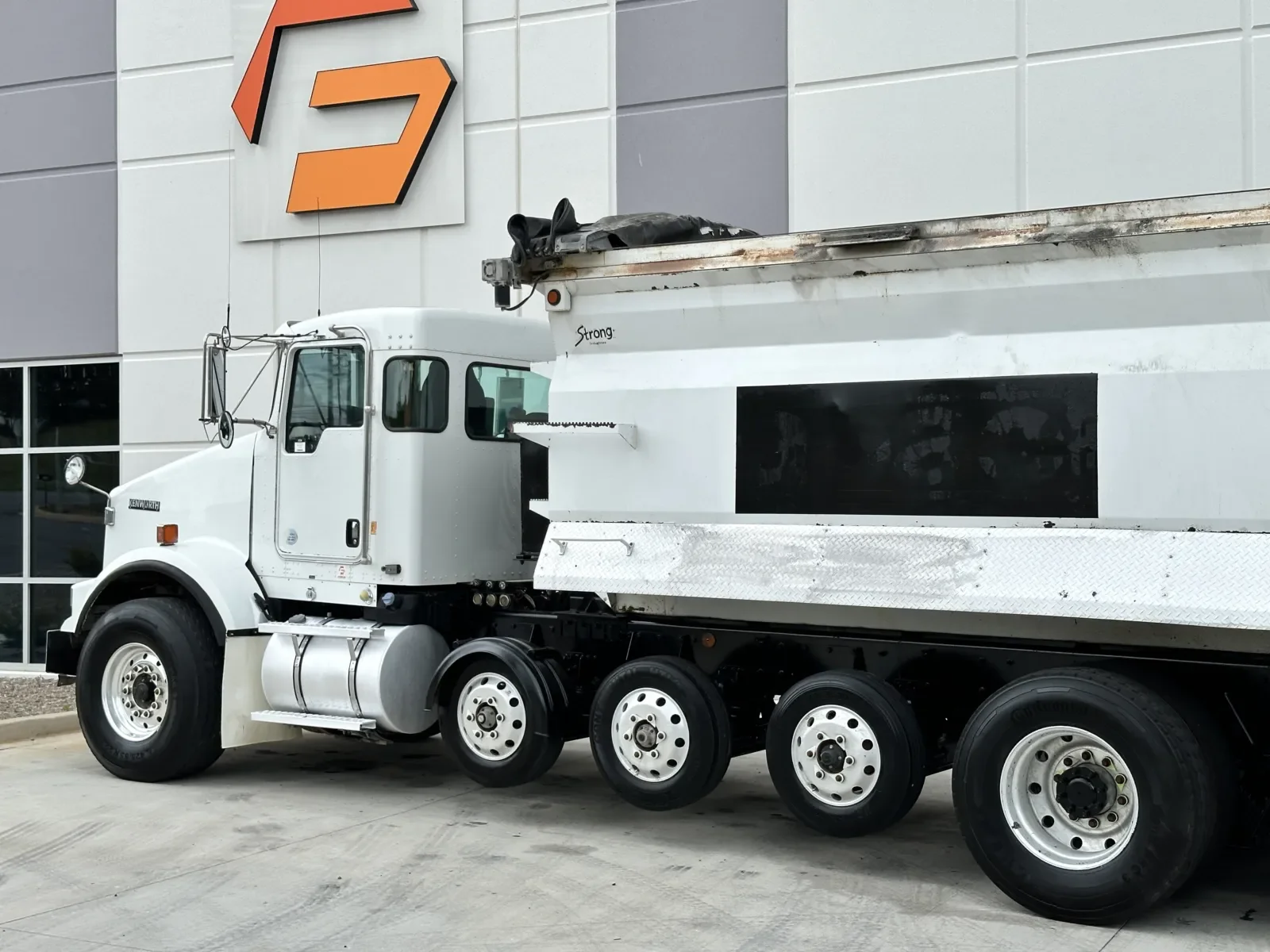 2012 Kenworth T800 in Greer, SC — photo 9