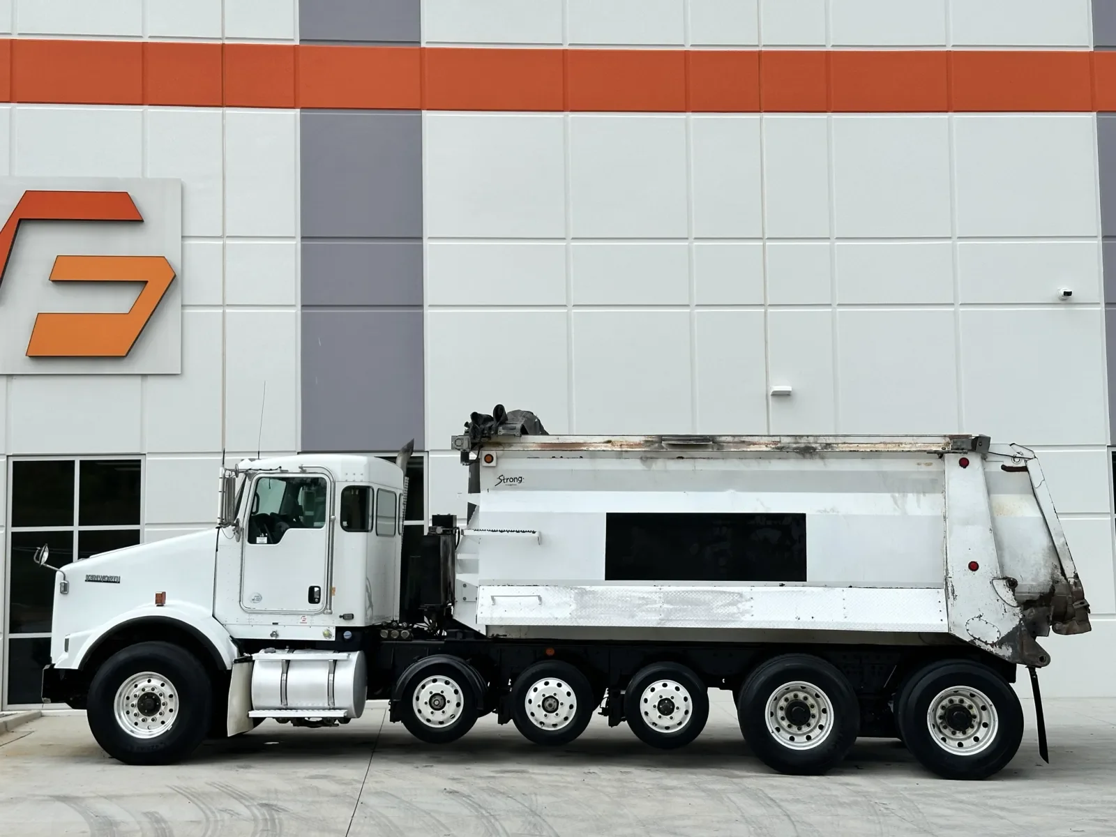 2012 Kenworth T800 in Greer, SC — photo 5