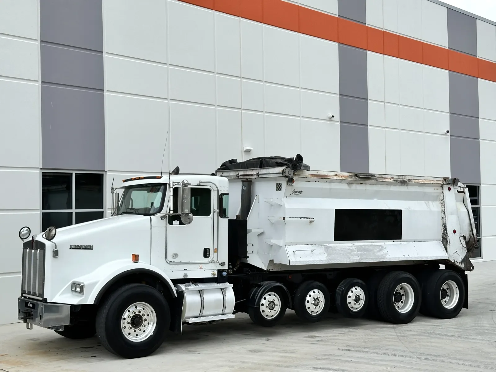 2012 Kenworth T800 in Greer, SC — photo 3