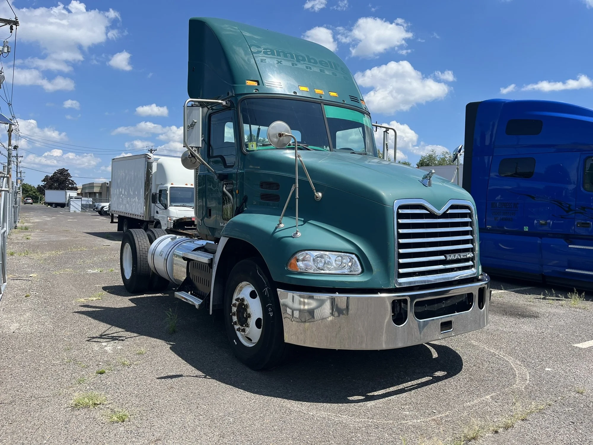 2014 Mack in Ephrata, PA — photo 3