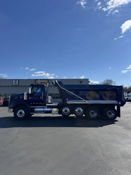 2026 International HX - image 3