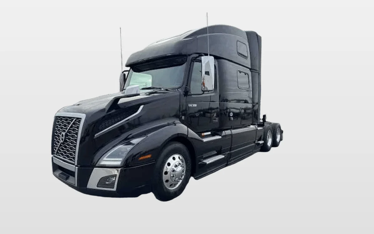 2022 Volvo - image 1