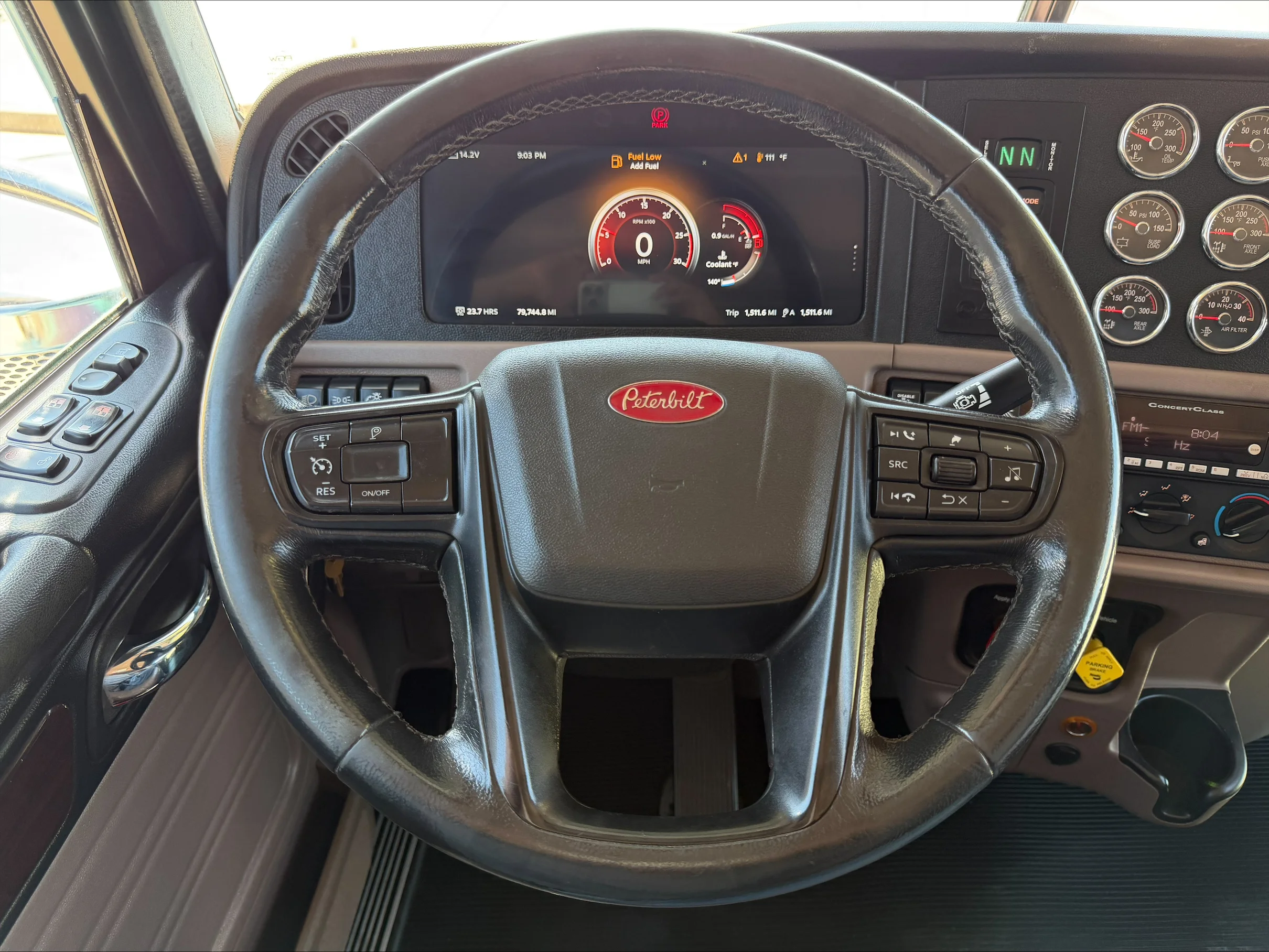 2024 Peterbilt 389 in Oklahoma City, OK — photo 17
