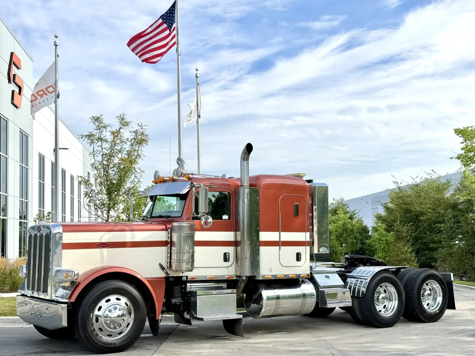 2012 Peterbilt 389