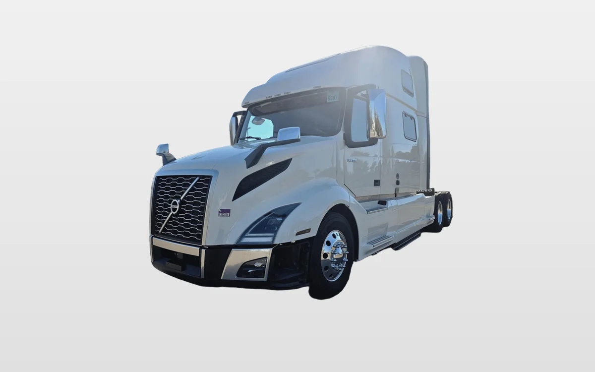 2024 Volvo - image 1