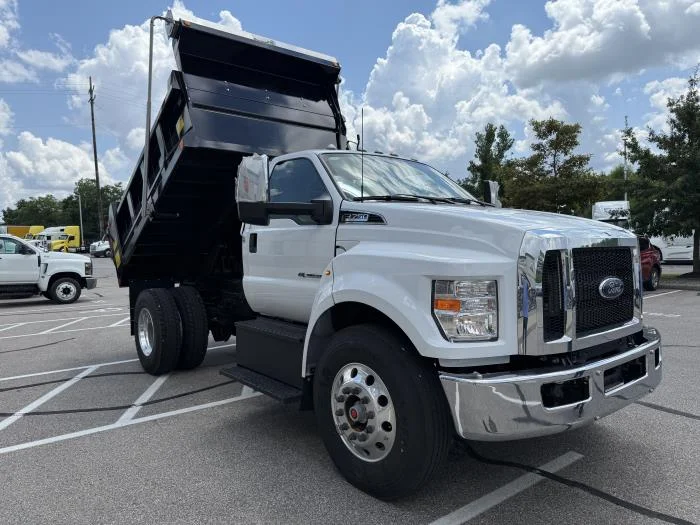 2027 Ford F-750 in Cincinnati, OH — photo 15