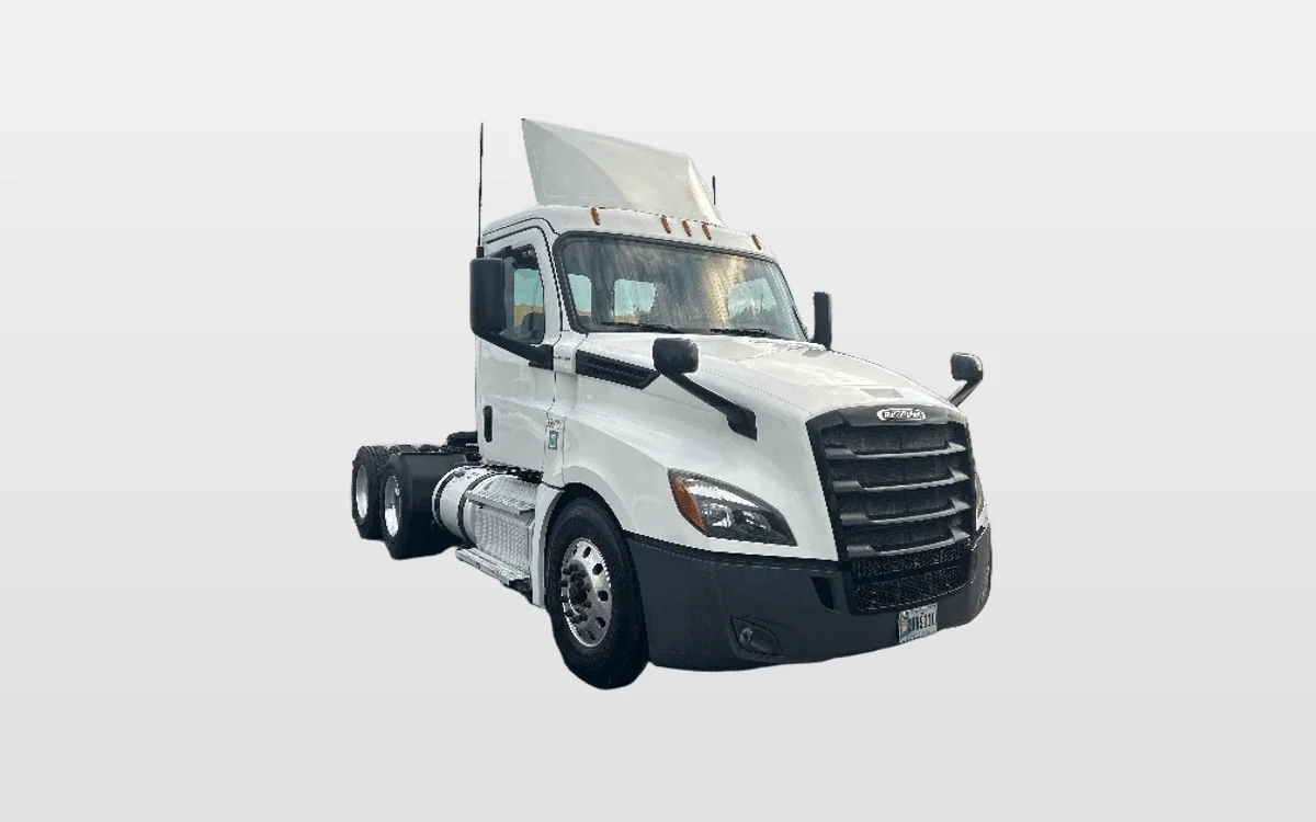 2020 Freightliner - image 1