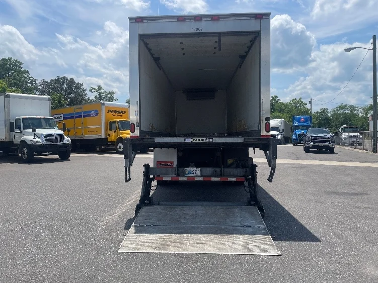 2018 Hino 338 in Swedesboro, NJ — photo 9