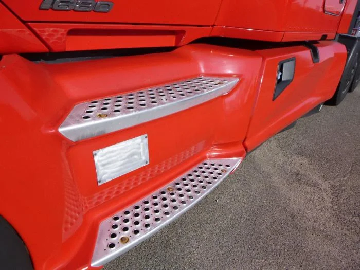 2021 Kenworth T680 — photo 29