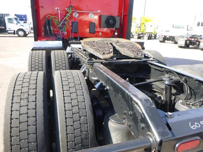 2021 Kenworth T680 — photo 31