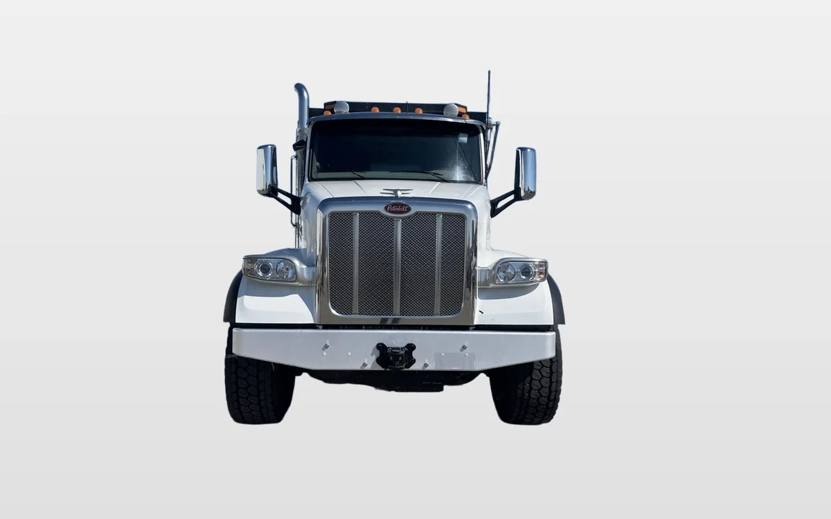 2022 Peterbilt 567 - image 1