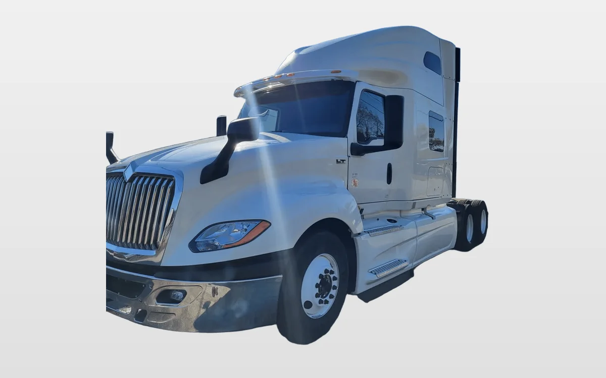 2020 International - image 1