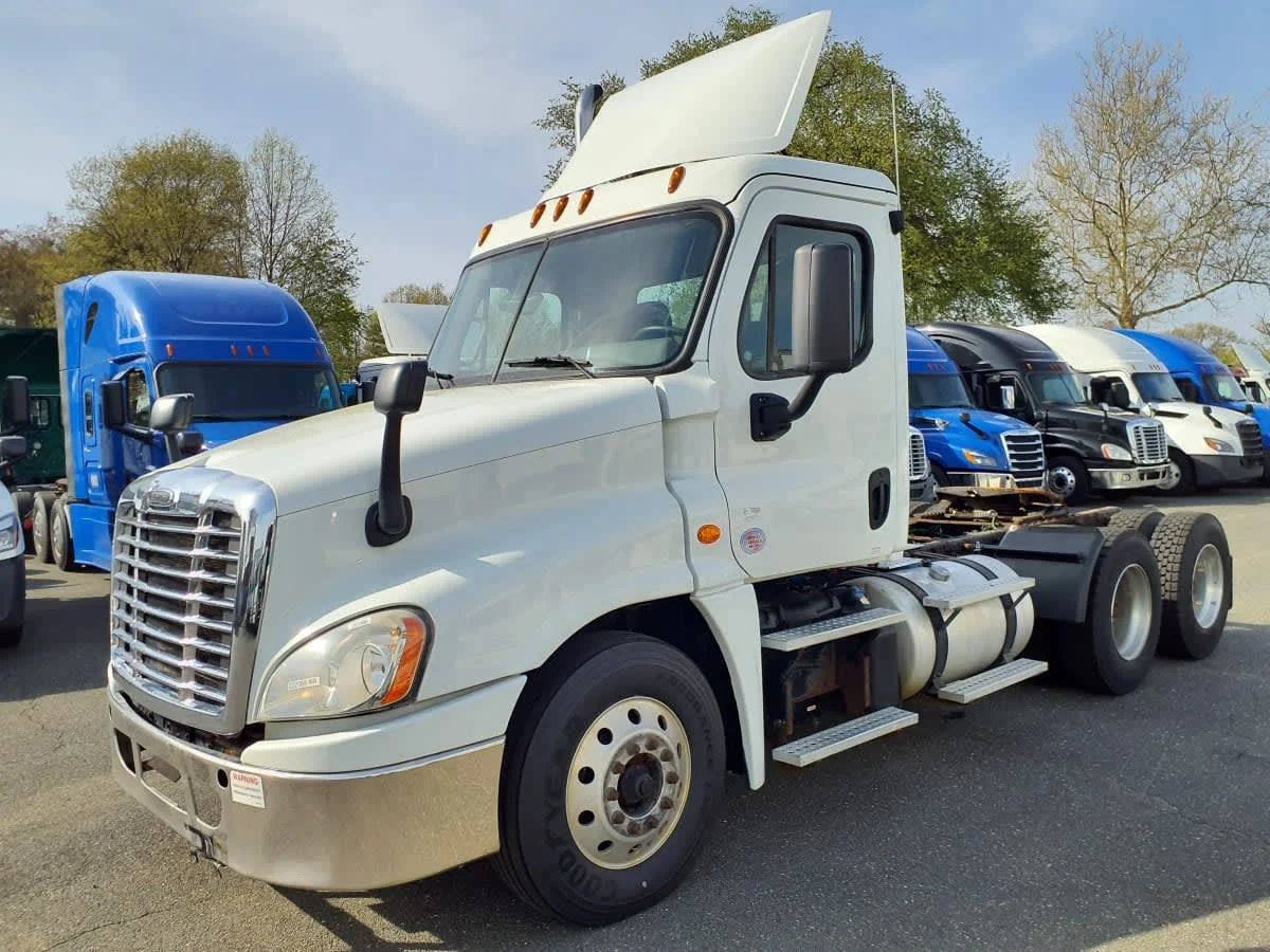 2018 Freightliner Cascadia in Springfield, MA