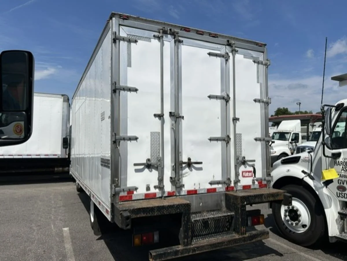 2020 Isuzu NQR in Farmingdale, NY — photo 6