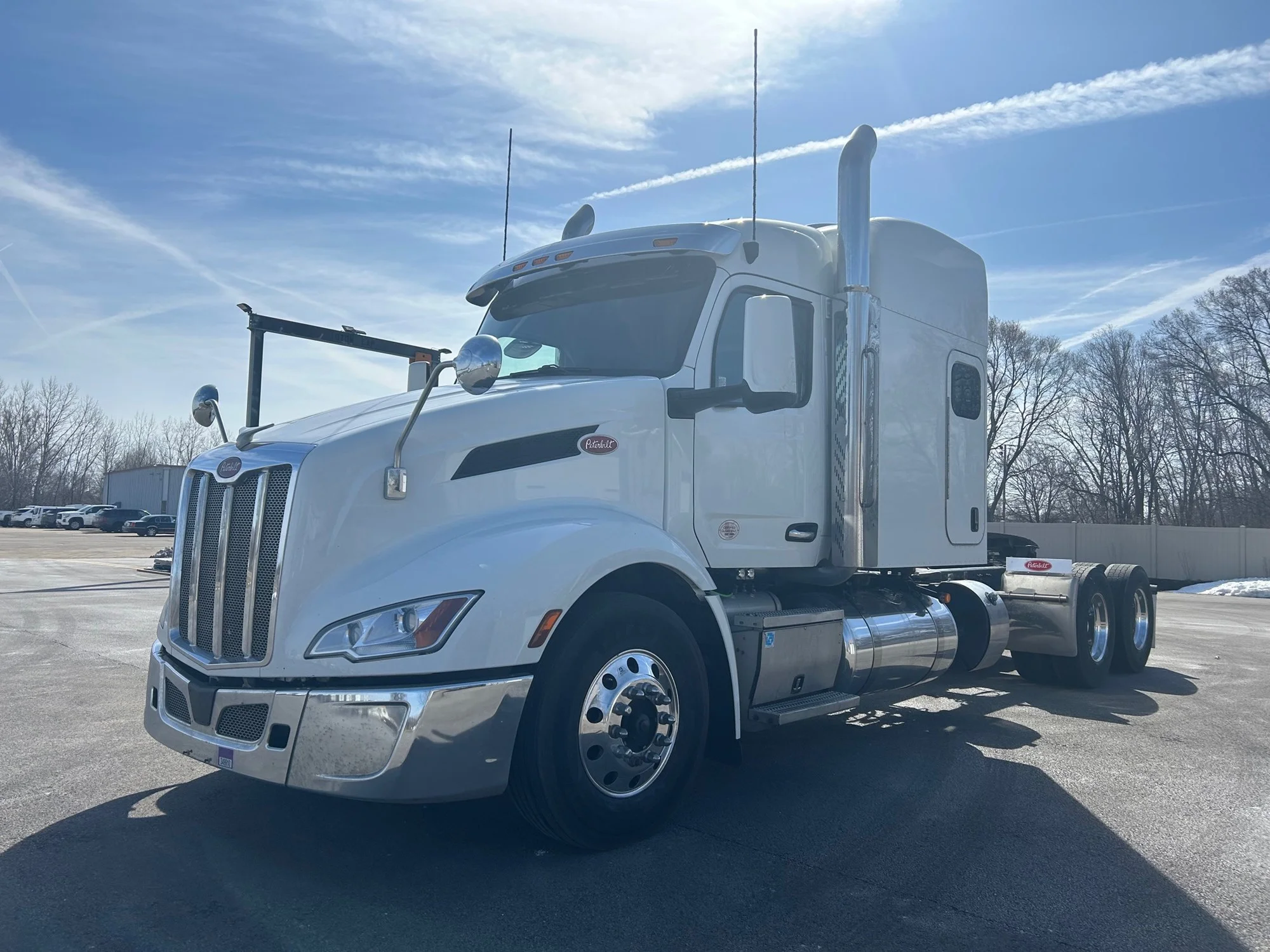 2022 Peterbilt 579 - image 2