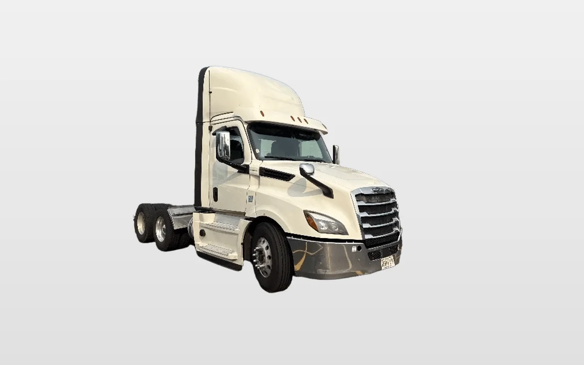 2019 Freightliner - image 1