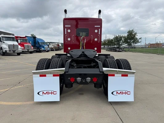 2027 Kenworth W900 in St. Joseph, MO — photo 5