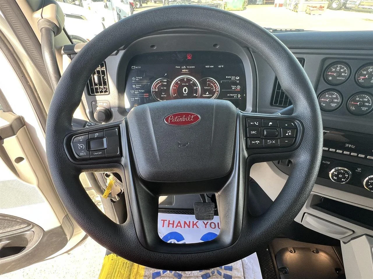 2025 Peterbilt 567 - image 10