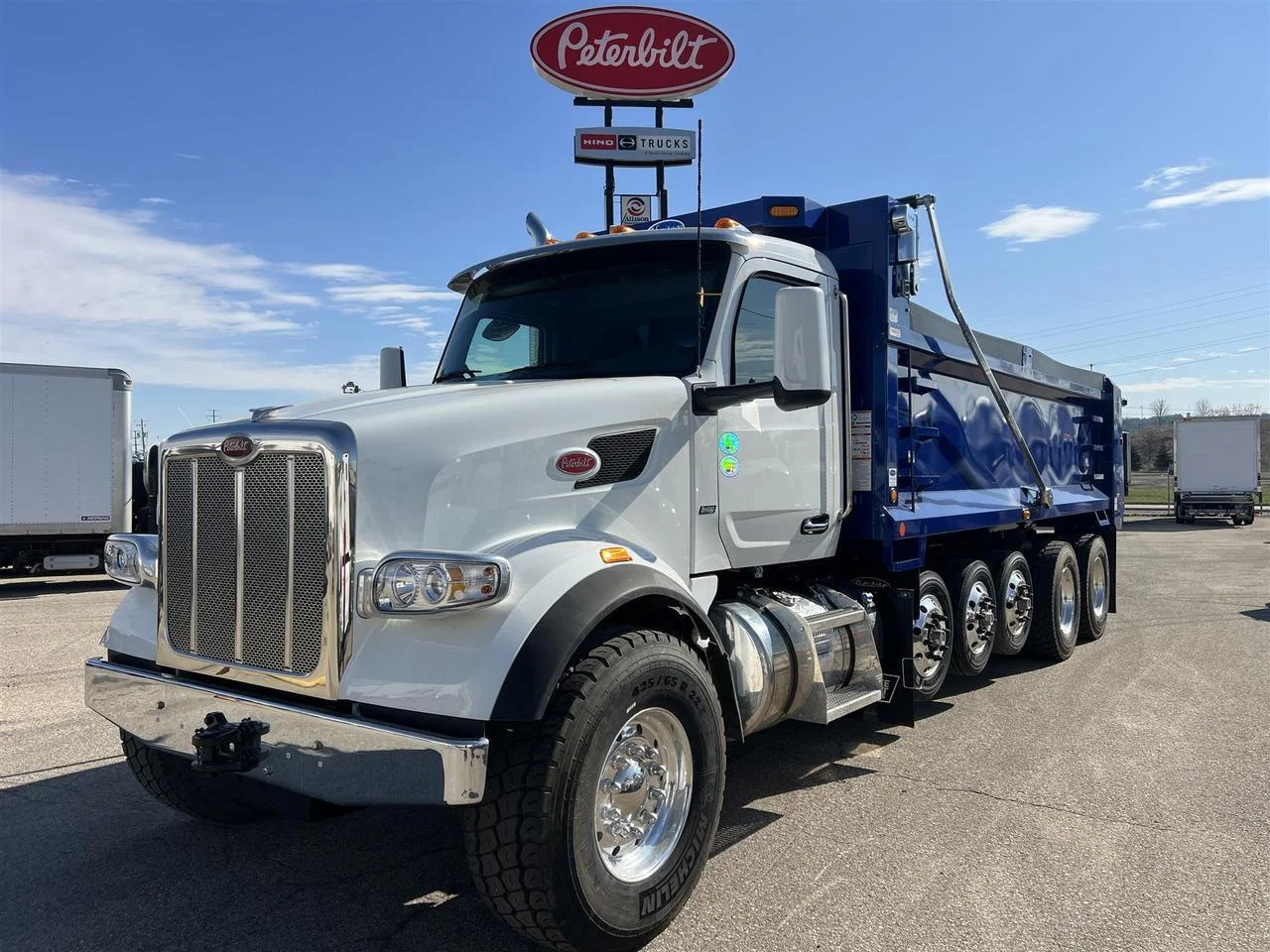 2025 Peterbilt 567 - image 12