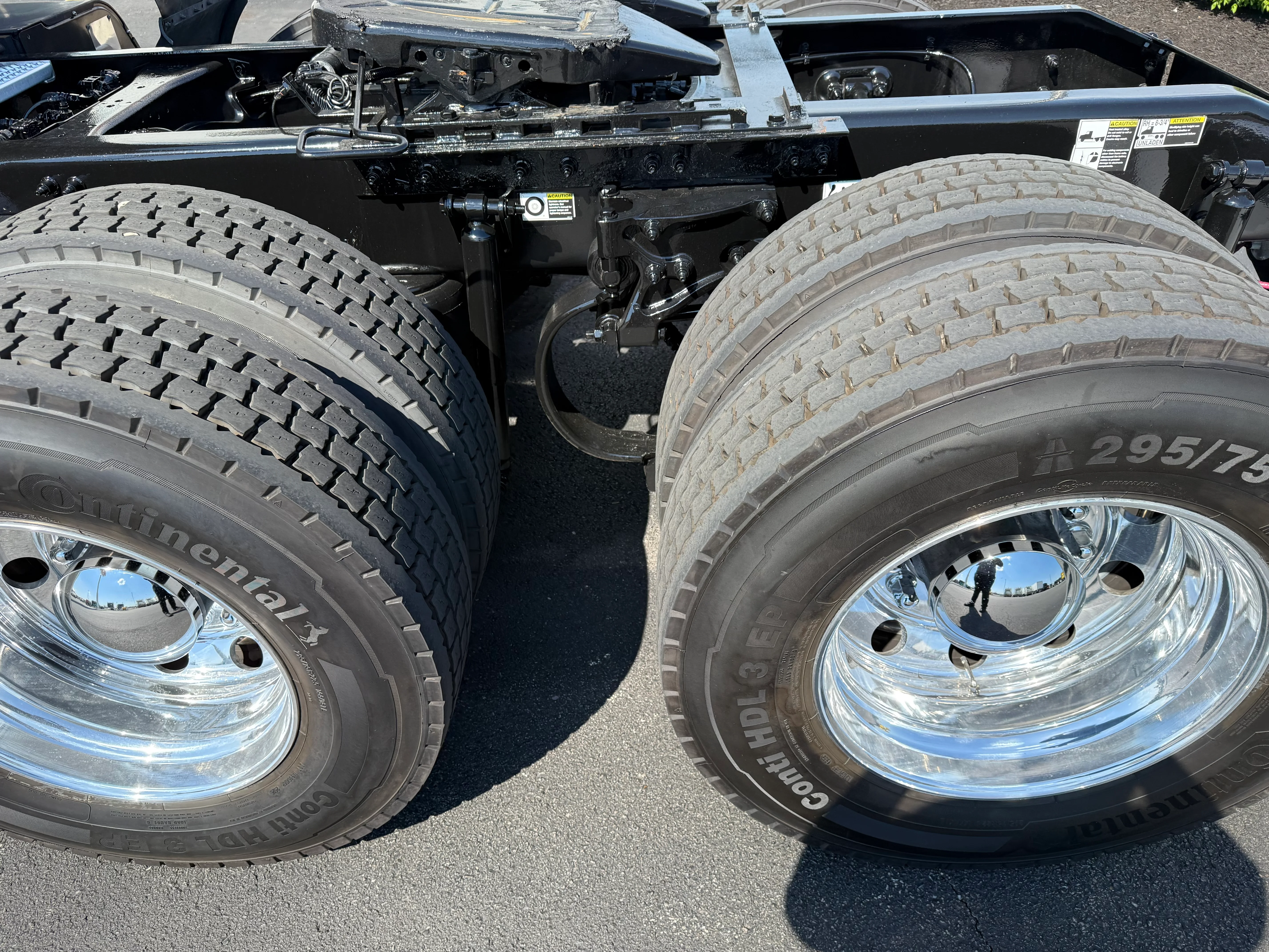 2022 Peterbilt 579 - image 13