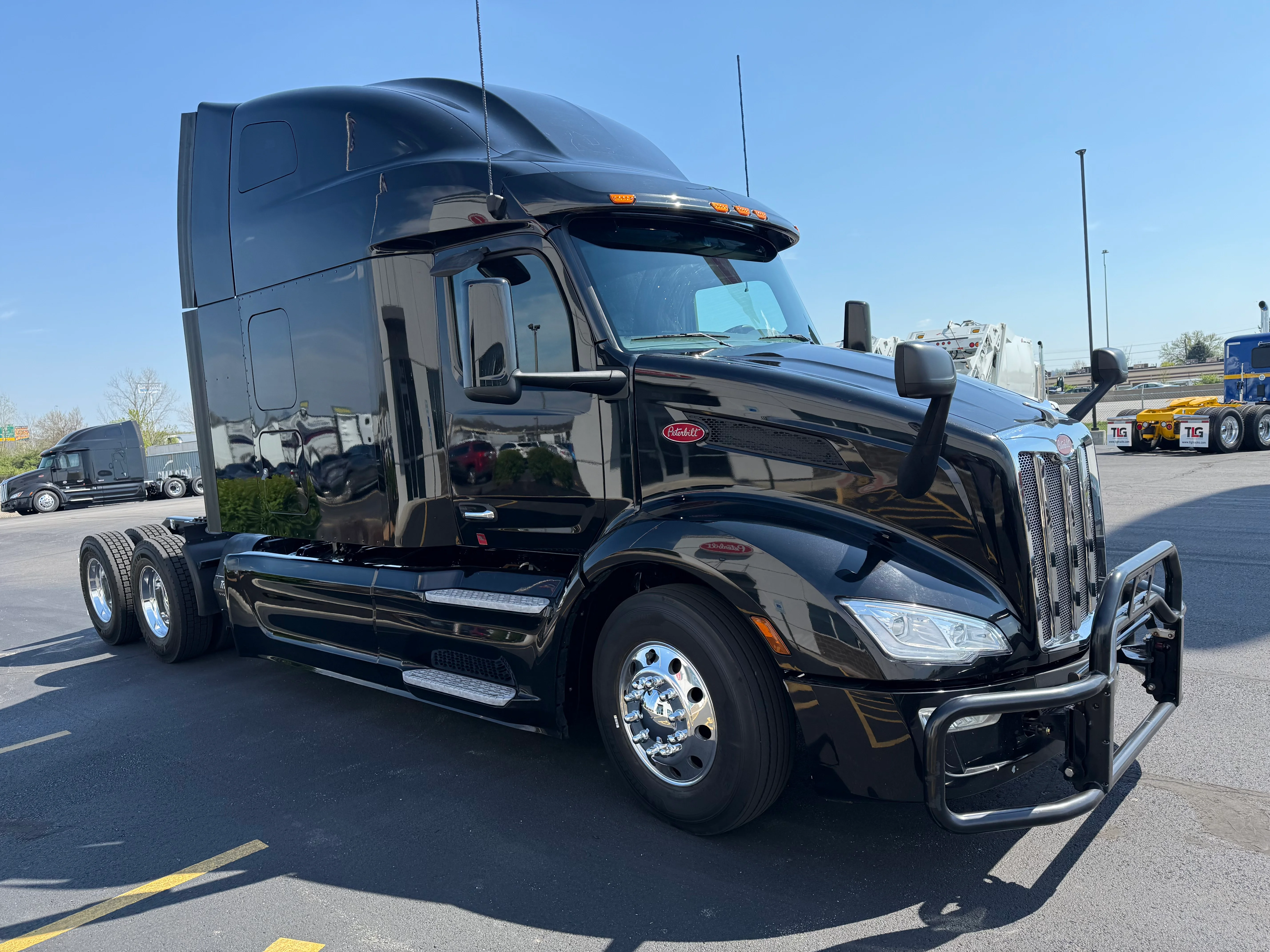 2022 Peterbilt 579 - image 7