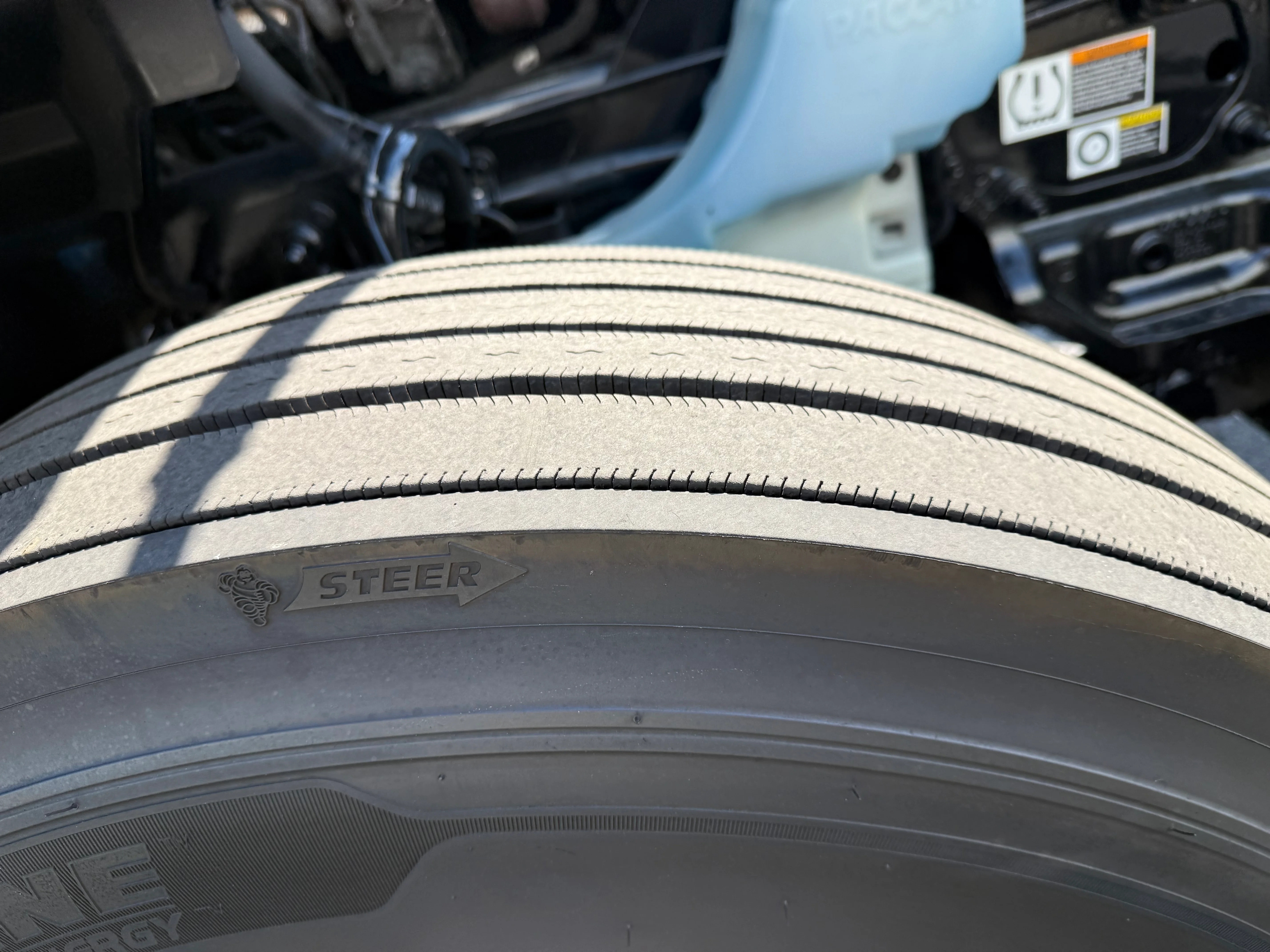 2022 Peterbilt 579 - image 11