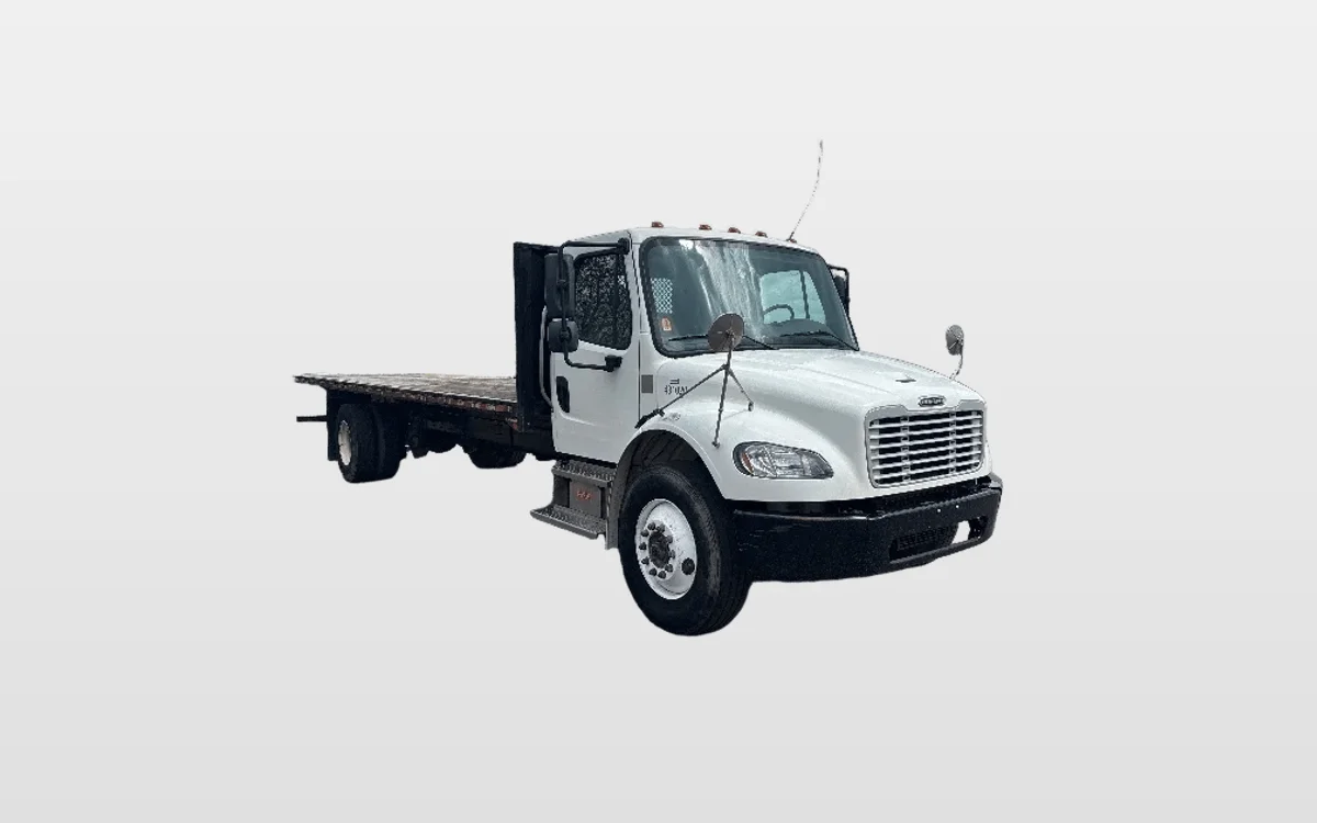 2022 Freightliner M2 106 - image 1
