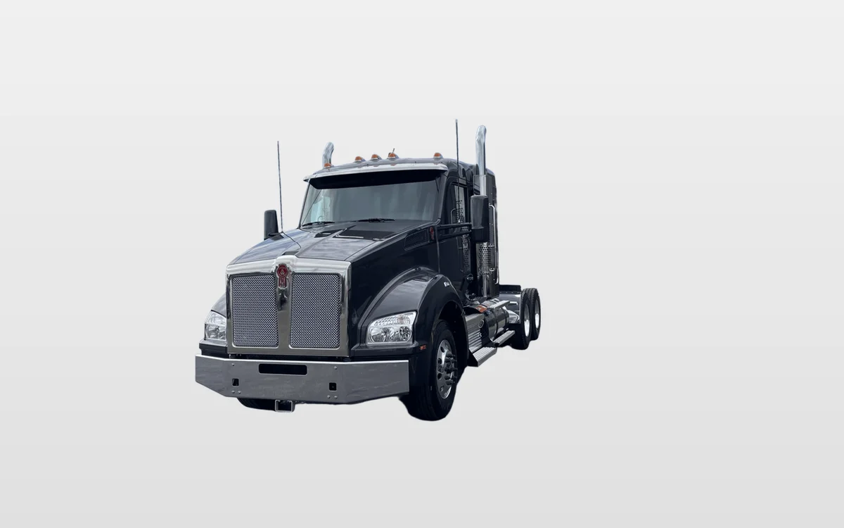 2027 Kenworth T880 - image 1