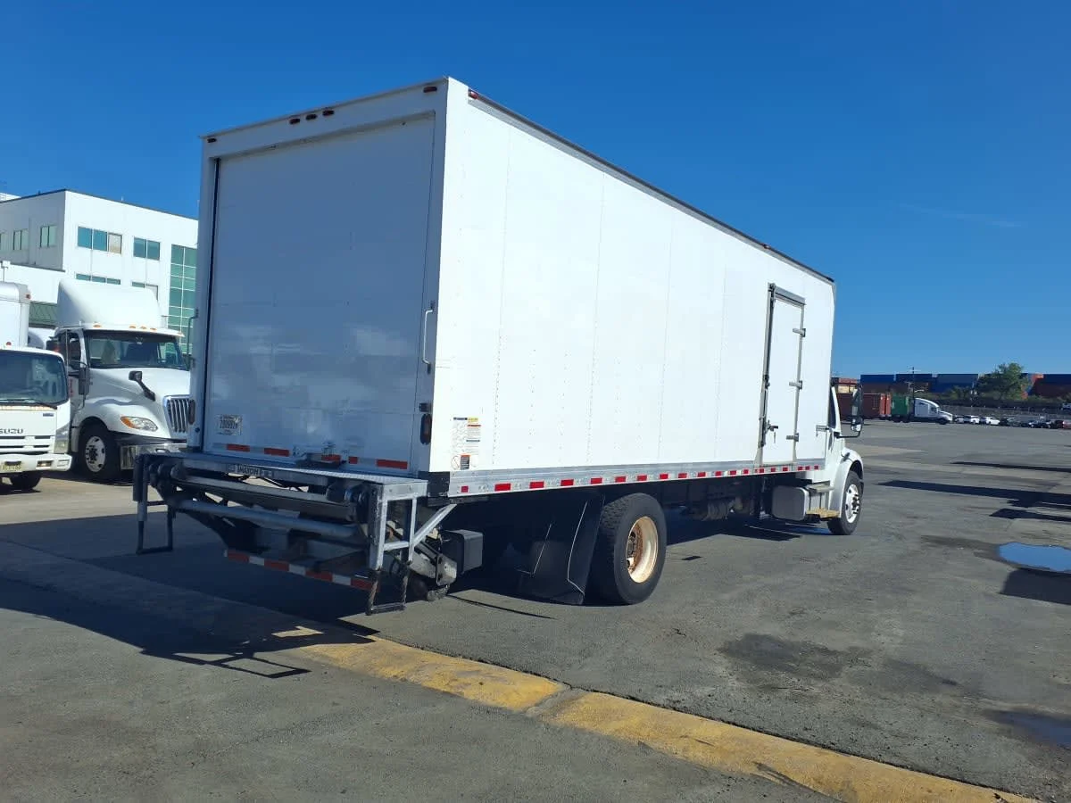 2020 Freightliner M2 106 in Newark, NJ — photo 6