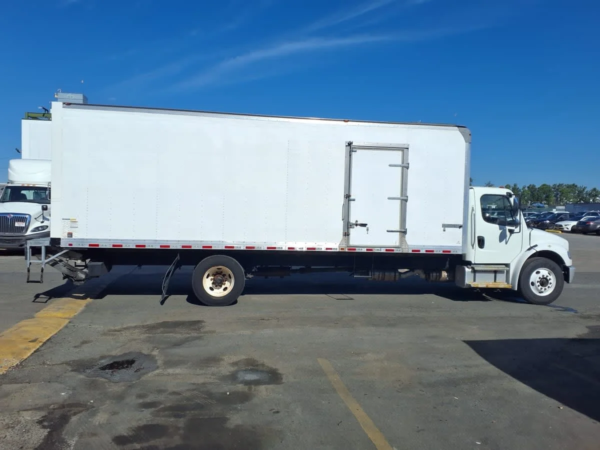 2020 Freightliner M2 106 in Newark, NJ — photo 15