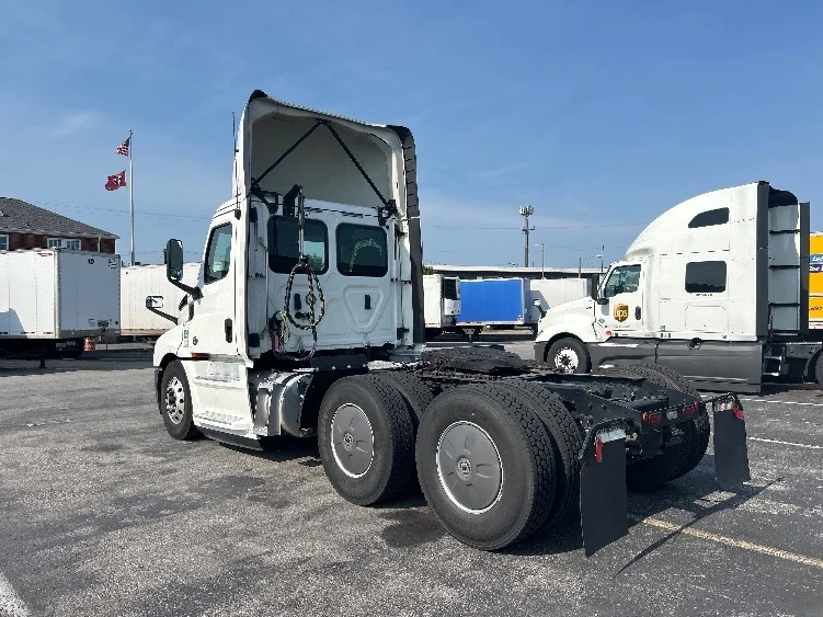 2019 Freightliner Cascadia in Nashville (Mount Juliet), TN — photo 5